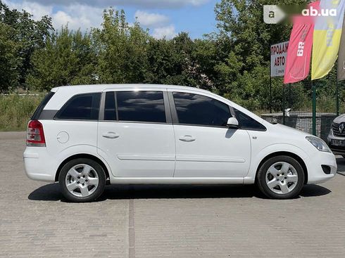 Opel Zafira 2009 - фото 16