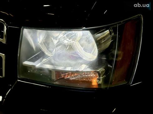 Chevrolet Suburban 2011 - фото 23