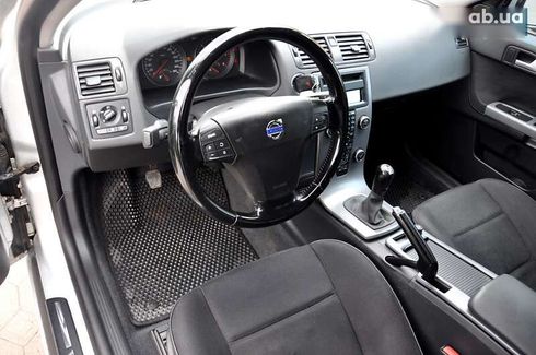 Volvo V50 2010 - фото 16