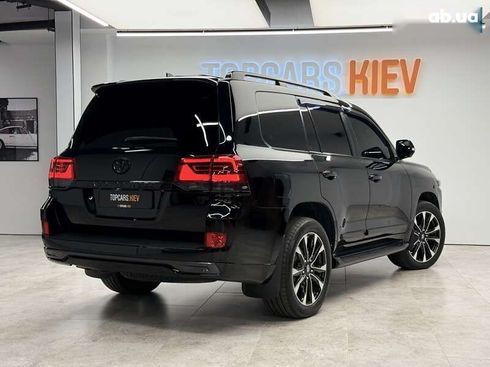 Toyota Land Cruiser 2018 - фото 8