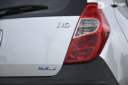 Hyundai i10 2011 - фото 8