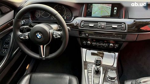 BMW 5 серия 2016 - фото 16