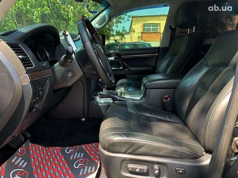 Toyota Land Cruiser 2017 - фото 23