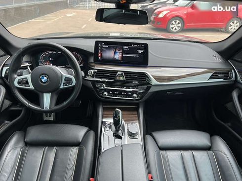 BMW 5 серия 2021 - фото 10