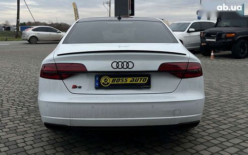 Audi A8 2017 - фото 6