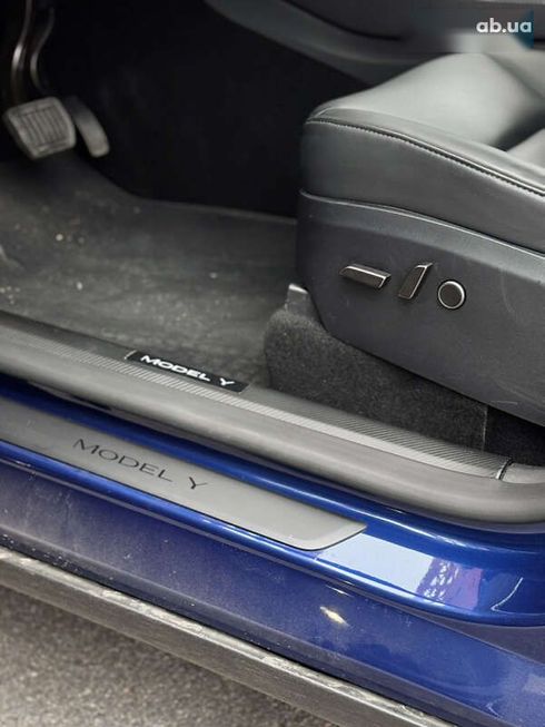 Tesla Model Y 2024 - фото 9