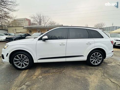 Audi Q7 2018 - фото 6