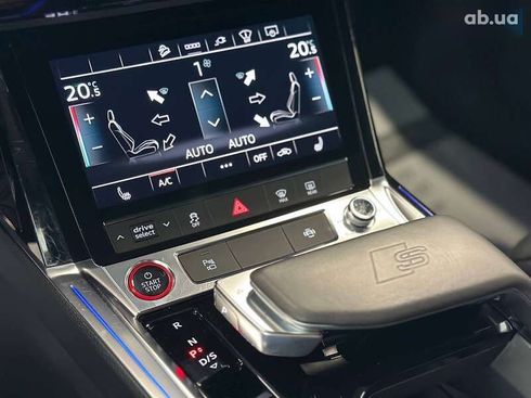 Audi e-tron S 2021 - фото 26