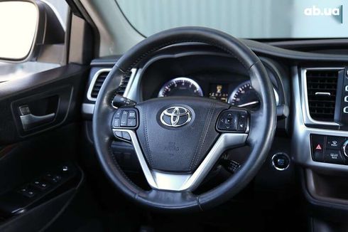 Toyota Highlander 2015 - фото 18