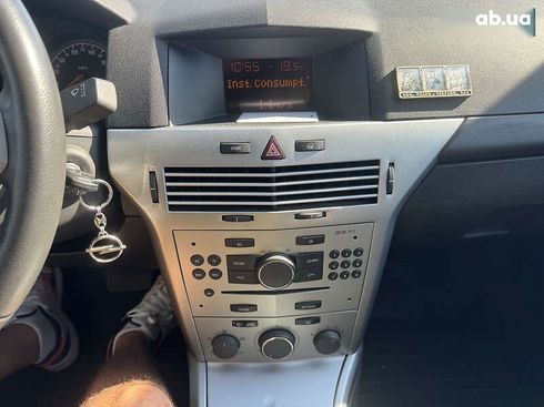 Opel Astra 2012 - фото 20