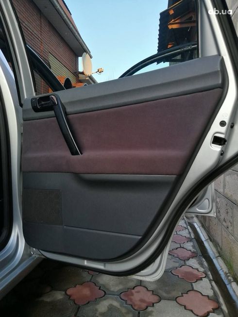 Volkswagen Polo 2004 - фото 10