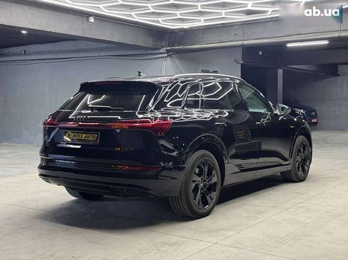 Audi E-Tron 2023 - фото 6
