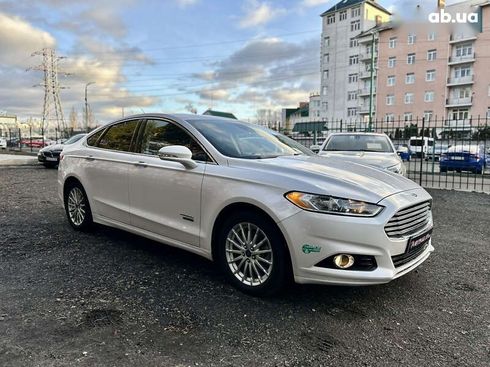 Ford Fusion 2015 - фото 9