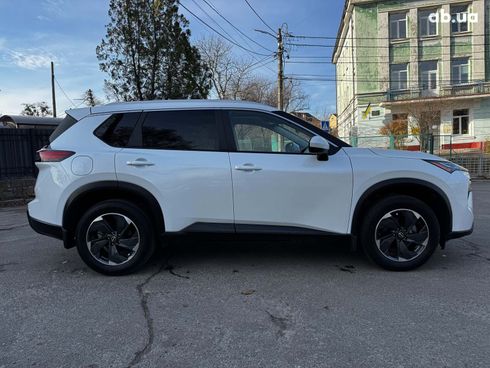 Nissan Rogue 2023 белый - фото 20