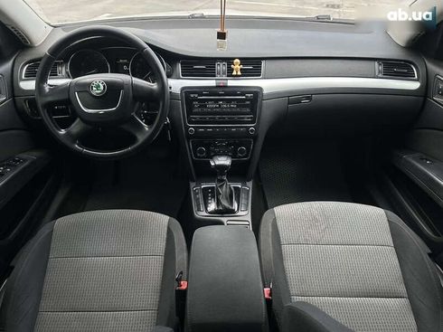 Skoda Superb 2010 - фото 20