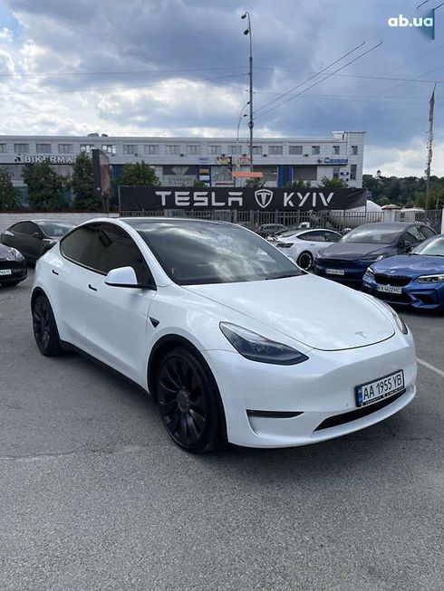 Tesla Model Y 2022 - фото 10