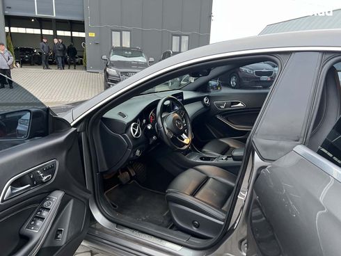 Mercedes-Benz CLA-Класс 2018 серый - фото 36