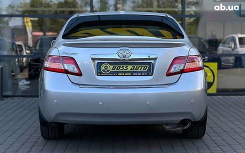 Toyota Camry 2011 - фото 5