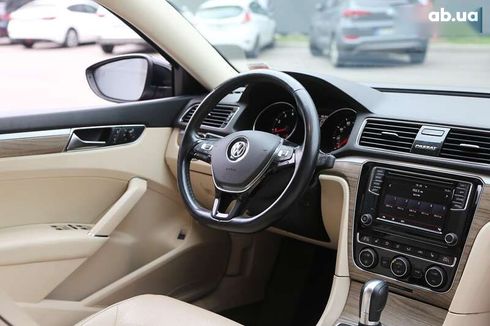 Volkswagen Passat 2017 - фото 13