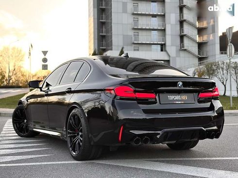 BMW M5 2022 - фото 10
