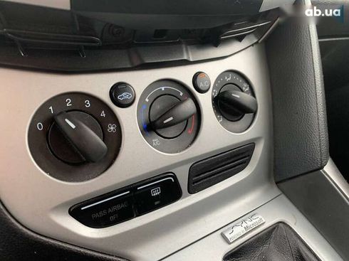 Ford Focus 2014 - фото 24