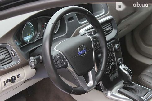 Volvo V40 2015 - фото 27