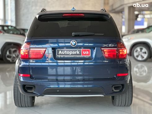 BMW X5 2012 синий - фото 4