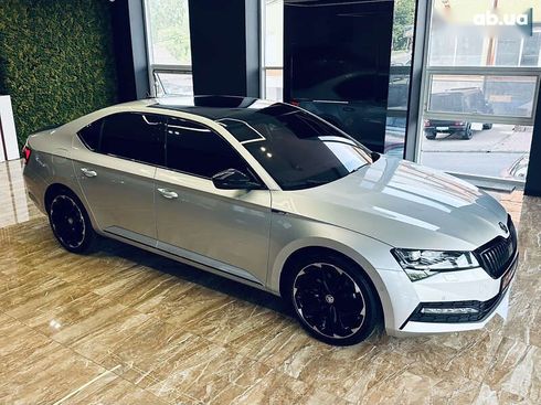 Skoda Superb 2023 - фото 6