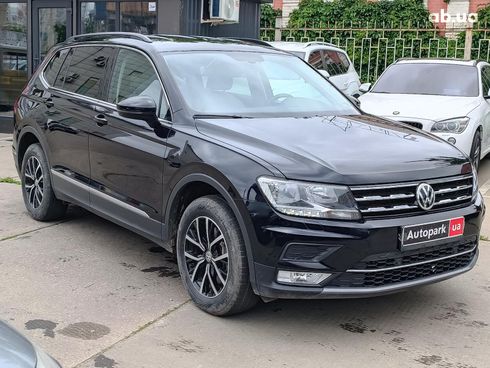 Volkswagen Tiguan 2021 черный - фото 14