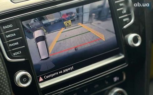Volkswagen Passat 2015 - фото 22