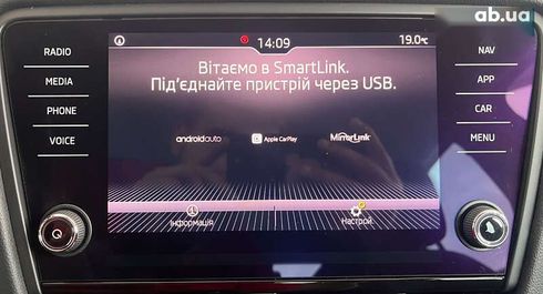 Skoda Octavia 2019 - фото 25