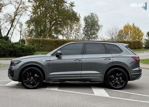 Volkswagen Touareg 2023 - фото 9