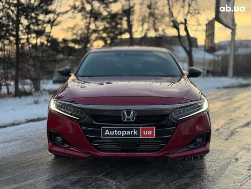 Honda Accord 2021 красный - фото 3