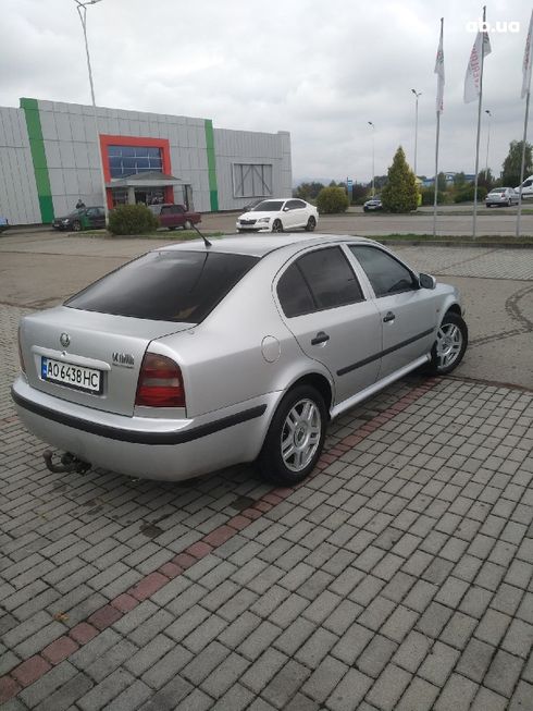 Skoda Octavia 1999 серебристый - фото 14