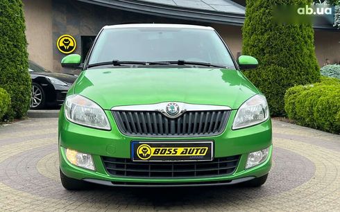 Skoda Fabia 2012 - фото 2