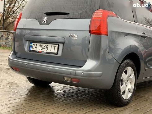 Peugeot 5008 2011 - фото 21