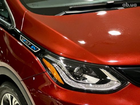 Chevrolet Bolt 2017 красный - фото 8