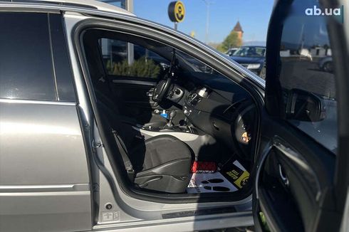 Renault Laguna 2012 - фото 13
