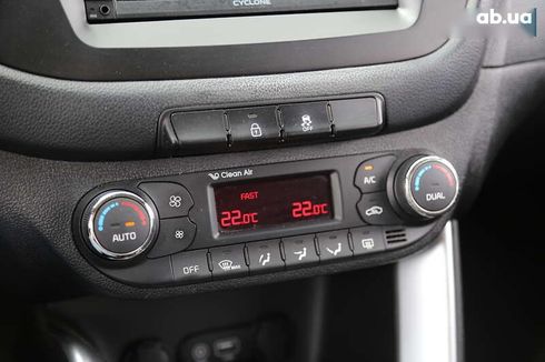 Kia Cee'd 2015 - фото 24