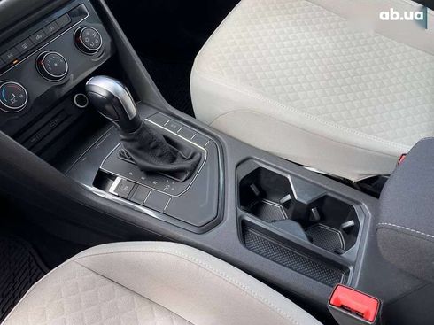 Volkswagen Tiguan 2020 - фото 17