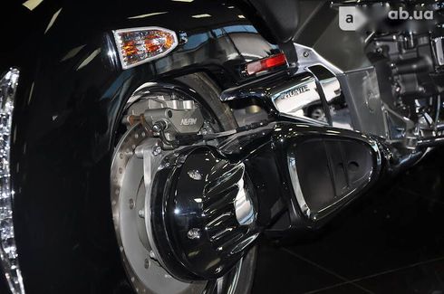Honda NRX 1800 Valkyrie 2004 - фото 15