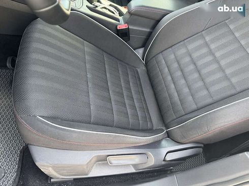 Volkswagen Jetta 2019 - фото 19