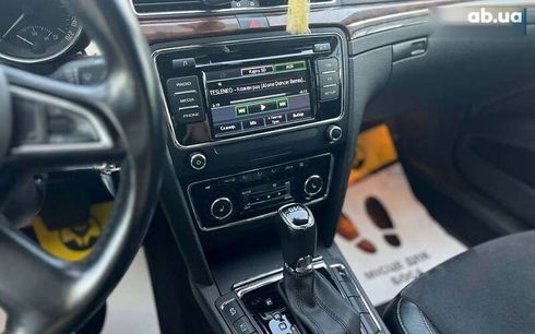 Skoda Superb 2013 - фото 16