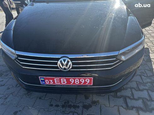 Volkswagen Passat 2017 черный - фото 14