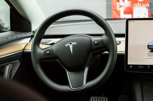 Tesla Model 3 2023 - фото 16