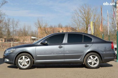 Skoda Octavia 2010 - фото 11