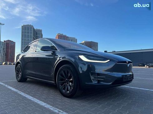 Tesla Model X 2018 - фото 18