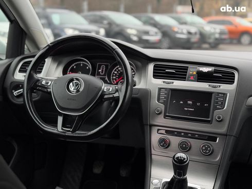 Volkswagen Golf 2015 белый - фото 5