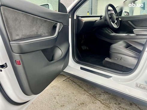 Tesla Model Y 2021 - фото 12