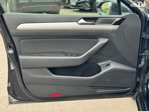 Volkswagen Passat 2015 черный - фото 15
